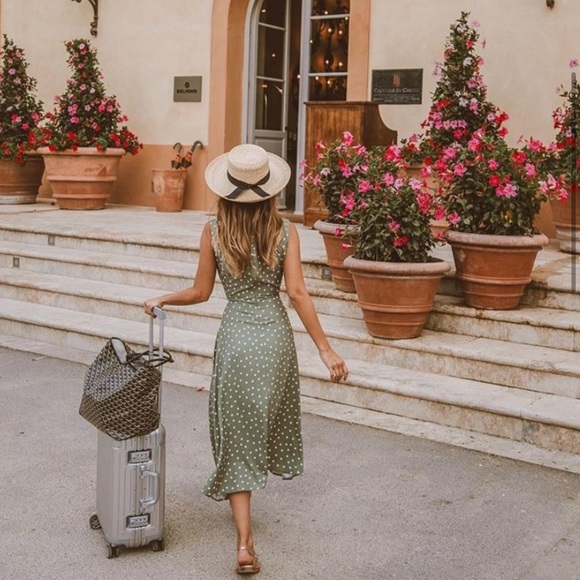 Lack of Color - Picture 3 of 5